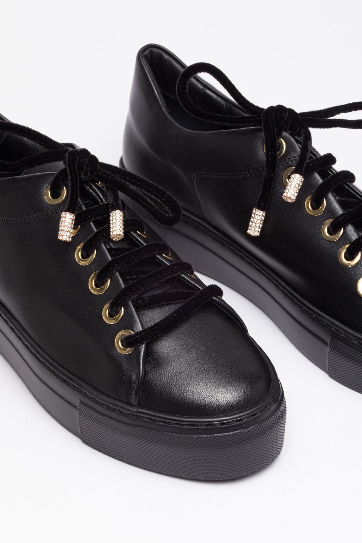 Siyah Deri Sneaker