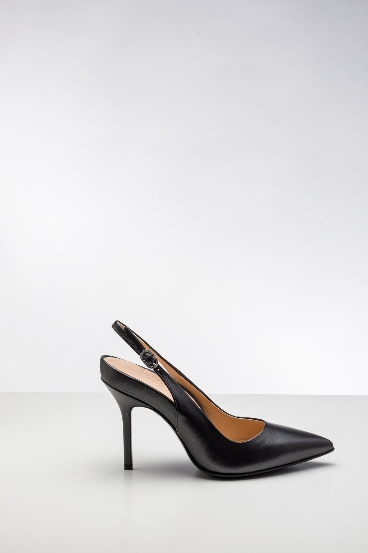 Siyah Renkli Platform Tabanlı Stiletto