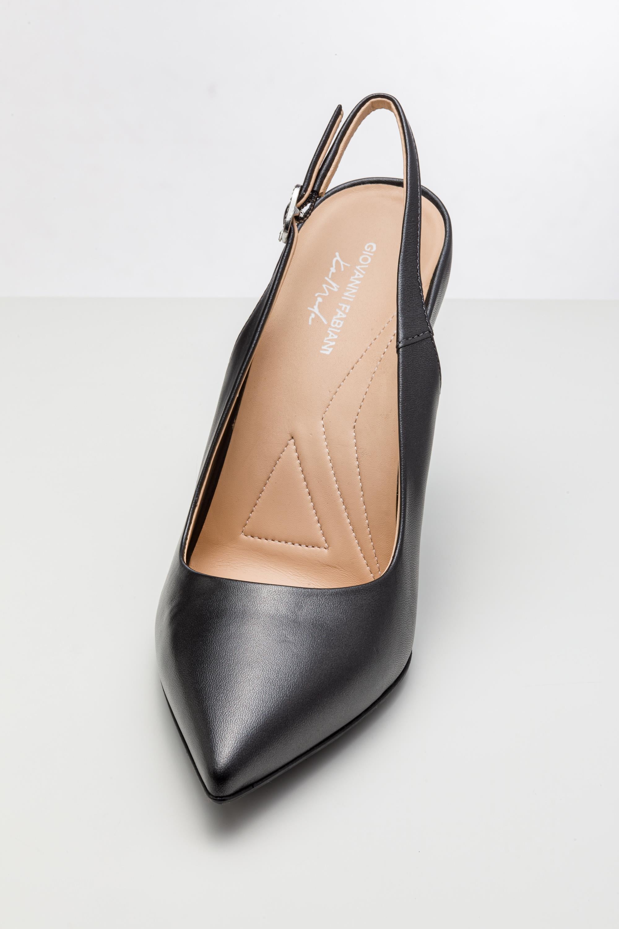 Siyah Renkli Platform Tabanlı Stiletto