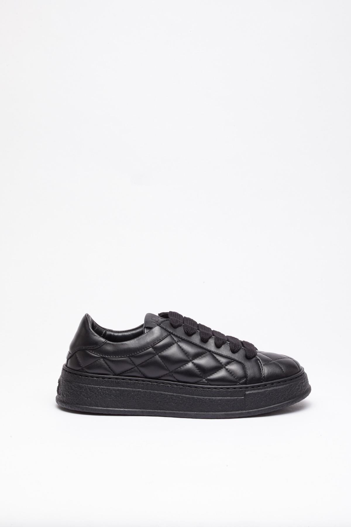 Siyah Deri Sneakers