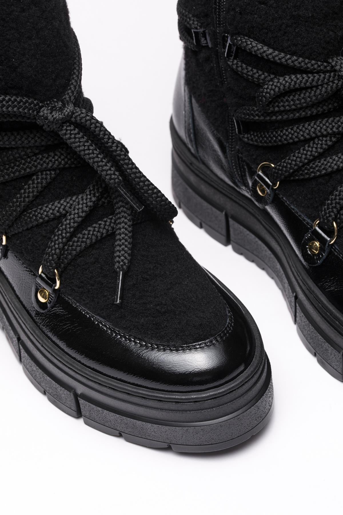 Siyah kar botu