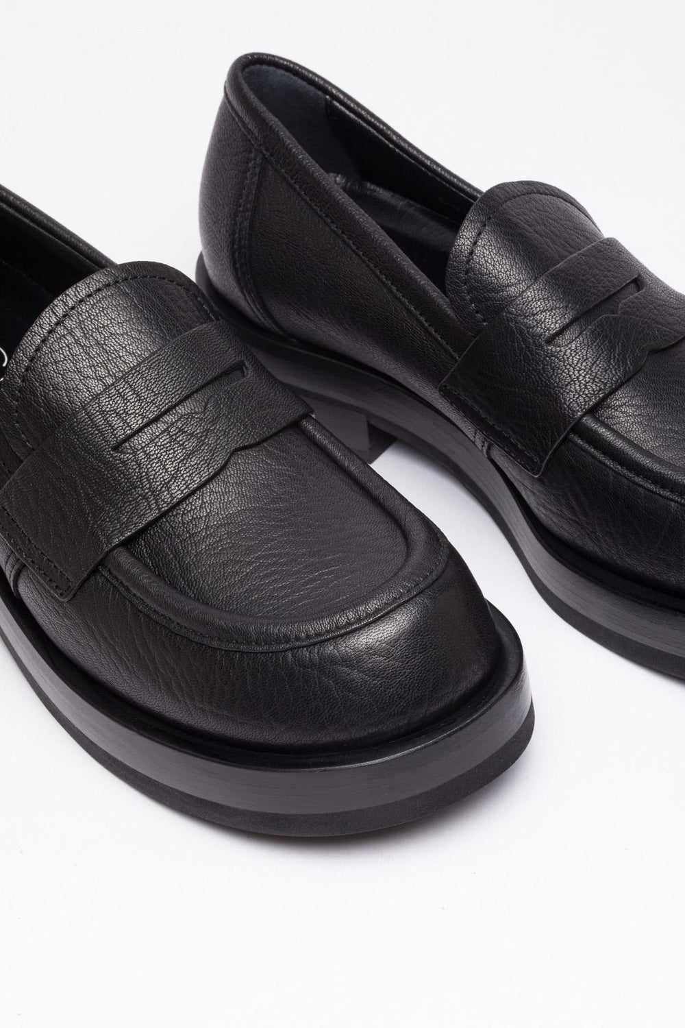 Siyah Deri Loafer